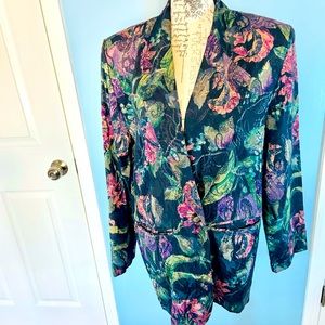 KELLY STEVENS BOYFRIEND BLAZER / JACKET SIZE - LARGE